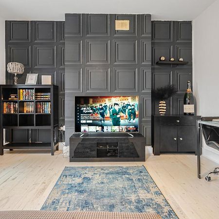 Spacious One Bedroom Private Flat In Brixton +Wifi ロンドン エクステリア 写真